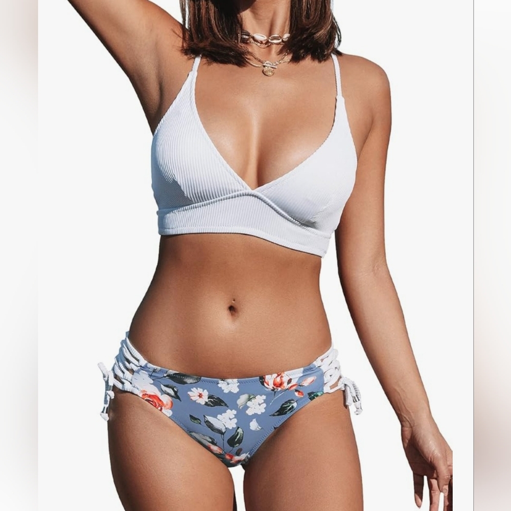 Cupshe | Floral Blue and White Bikini Set